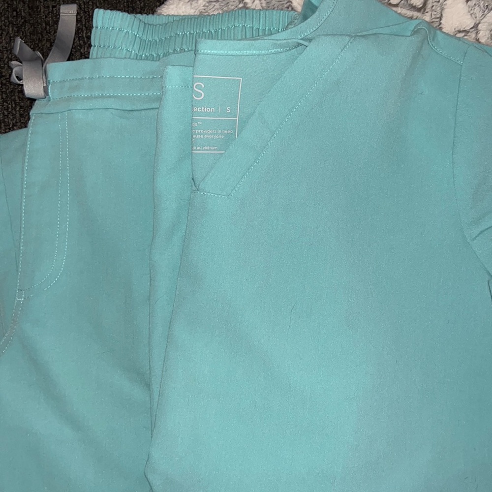 Figs Aqua Set